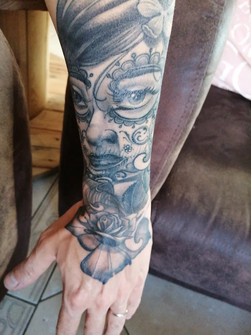 Galerie de tatouages 89 People Are Strange