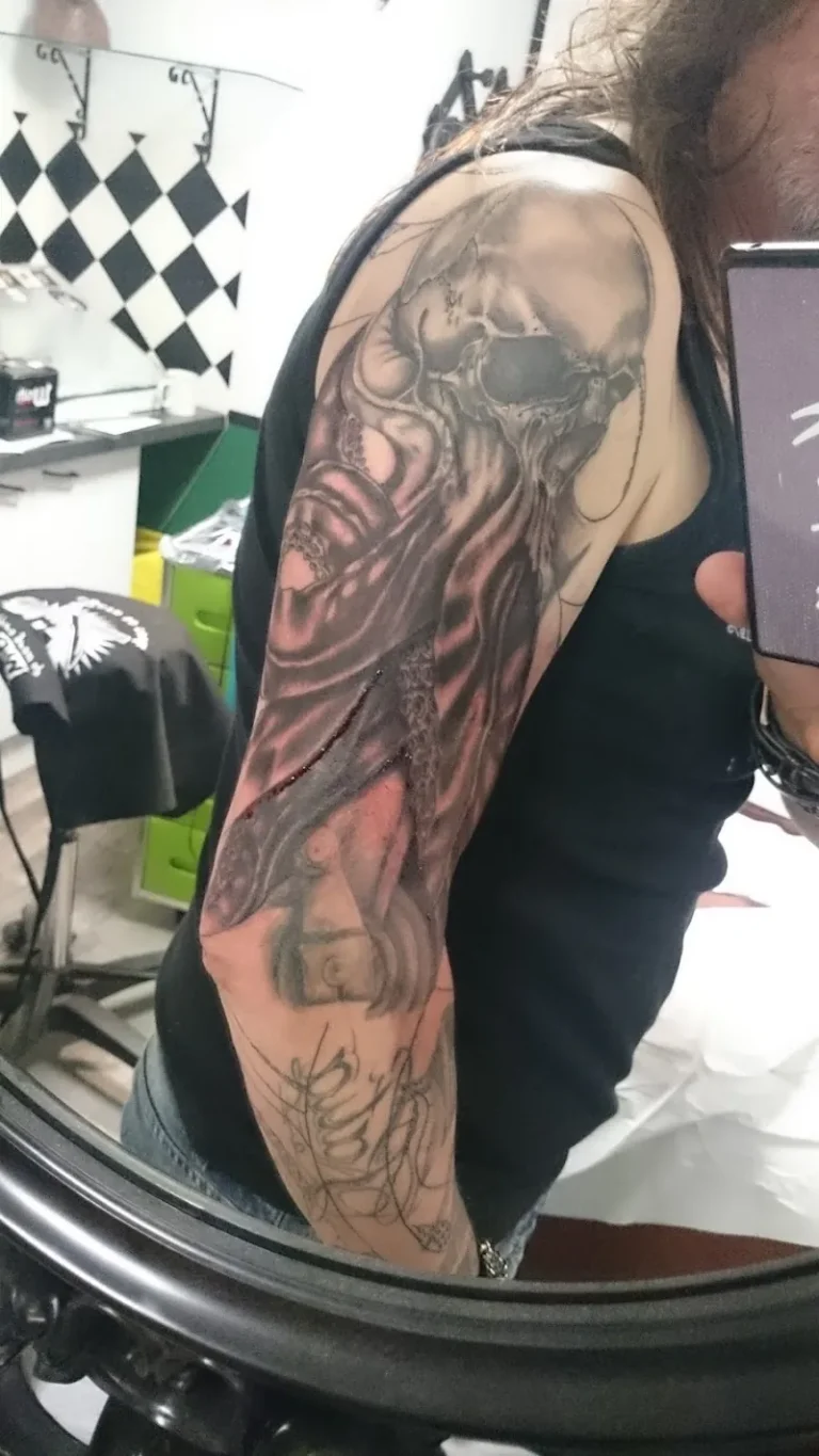 Revolution tattoo orvault 7 768x1365