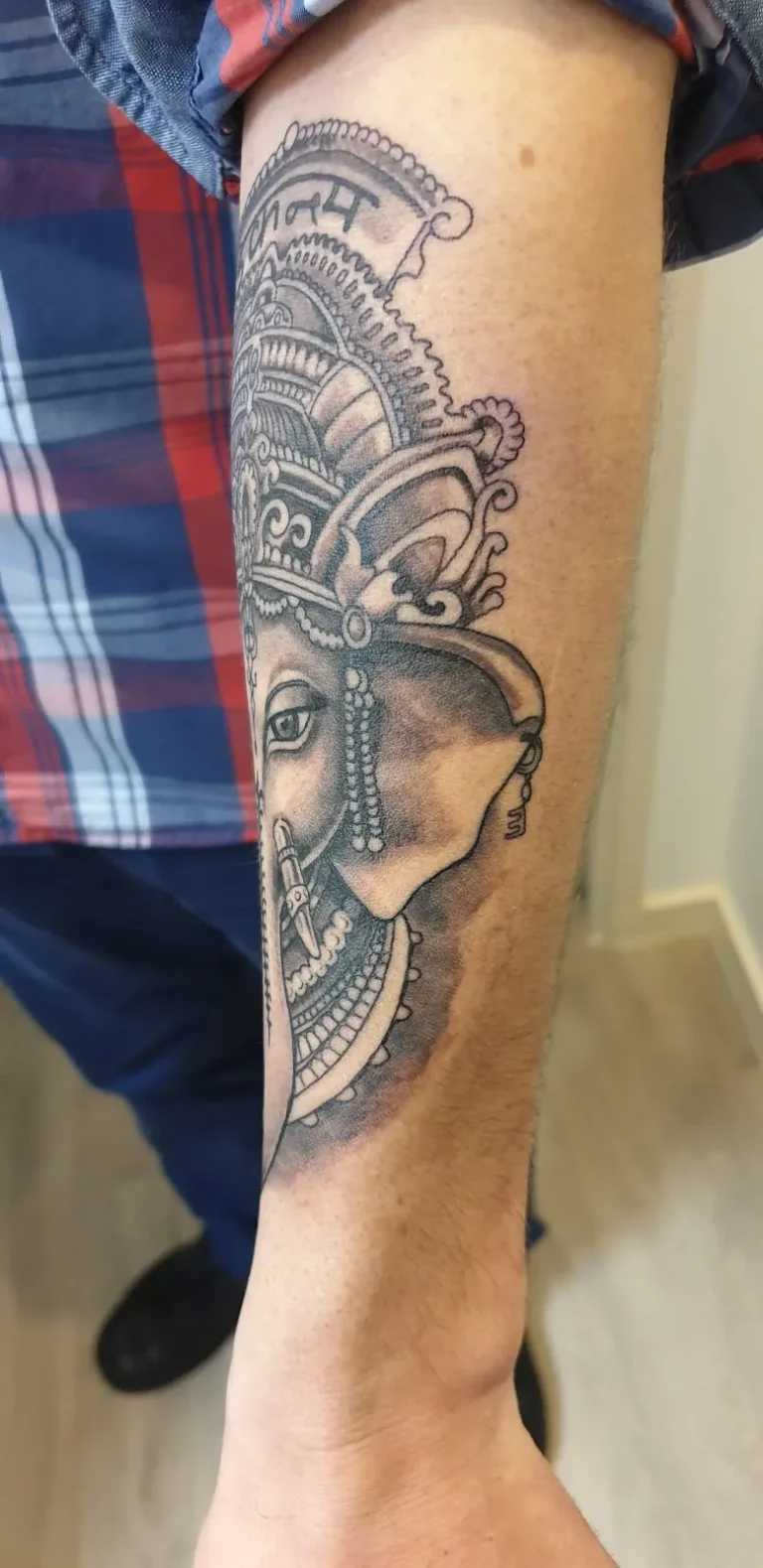 STER TATTOO 6 768x1579