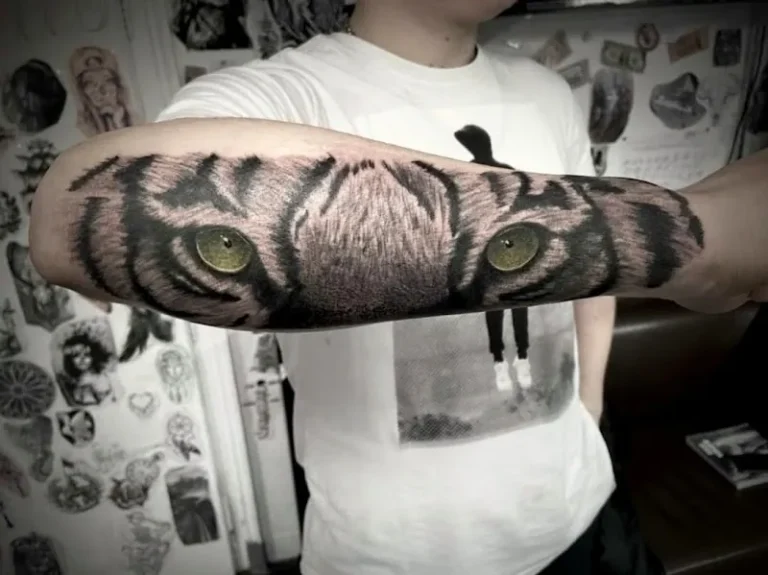 Sanctus Tattoo et piercing 8 768x575