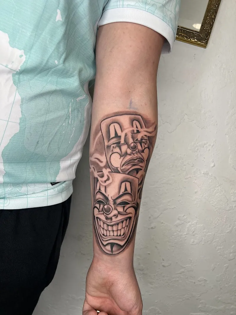 Galerie de tatouages 31 Shop 221