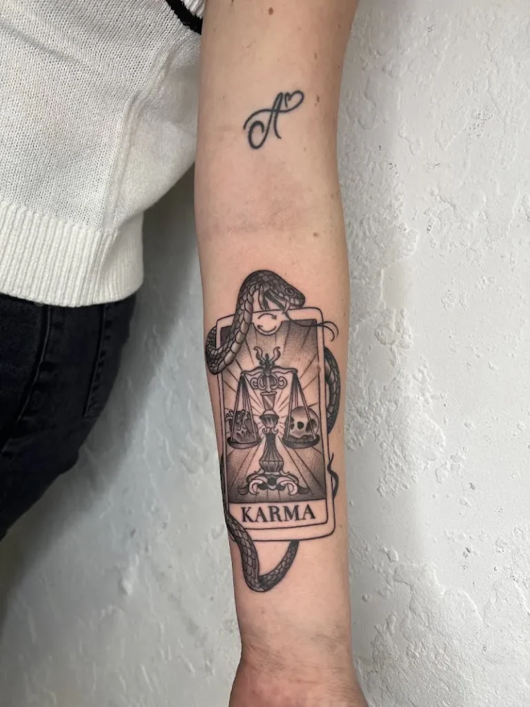 Shop 221 Tattoo Piercing 8 768x1024