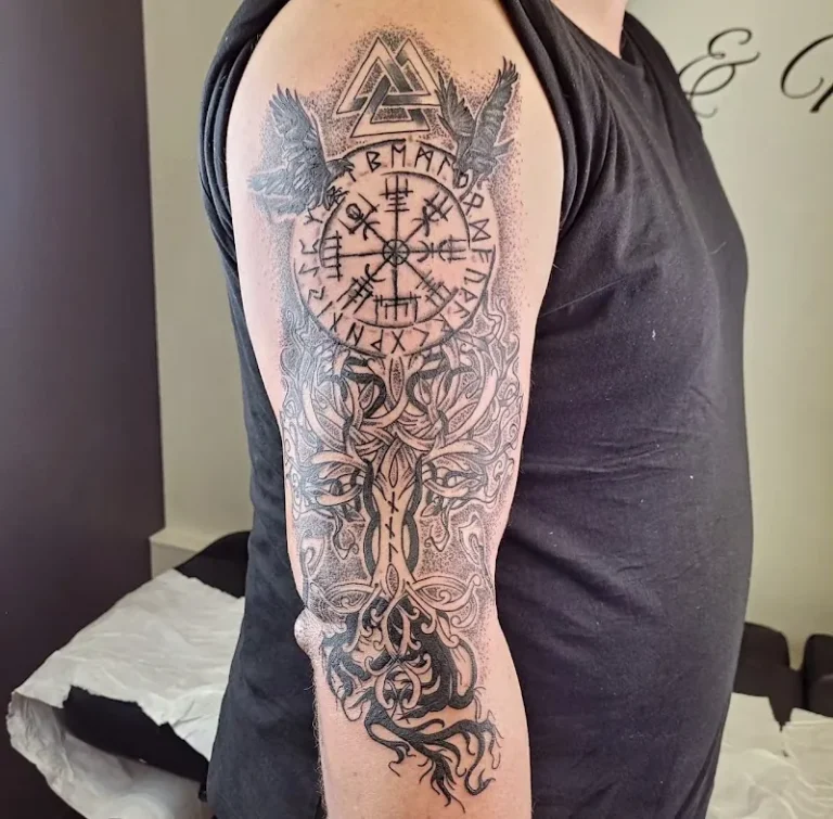 Sir Daemon Tattoo Shop 9 768x755