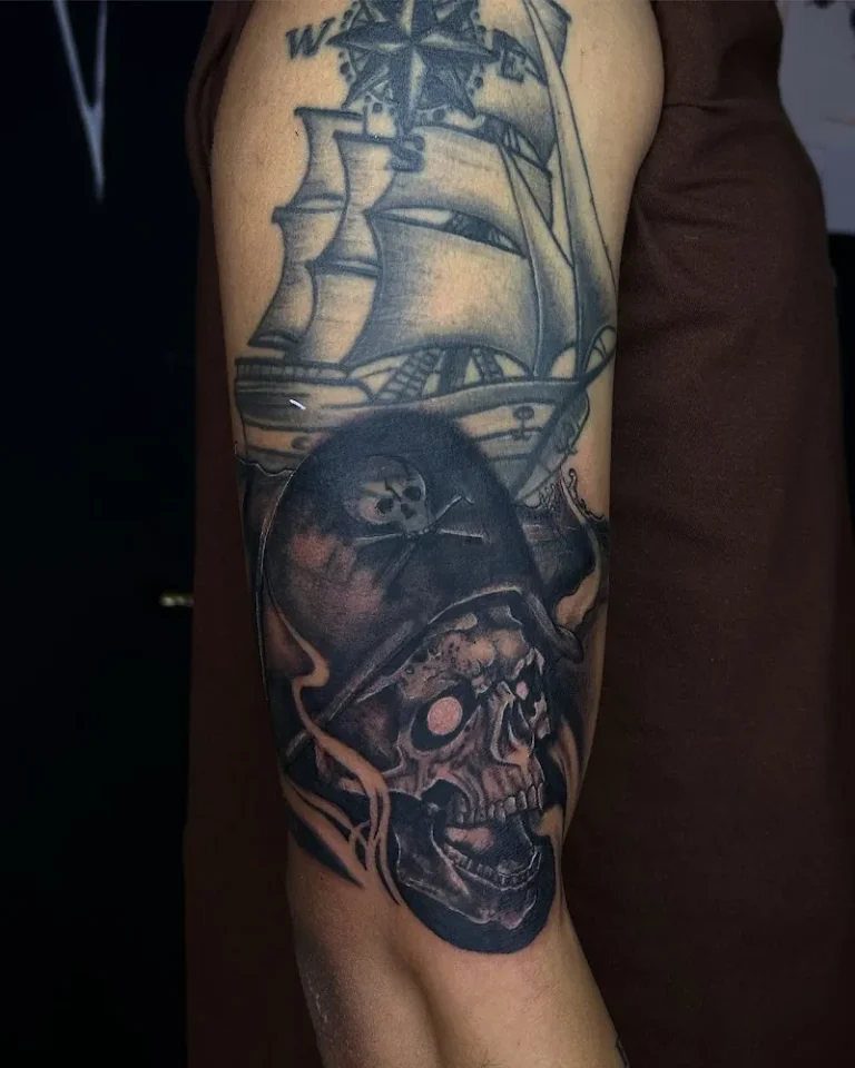 Taktser Tattoo  piercing 7 768x960