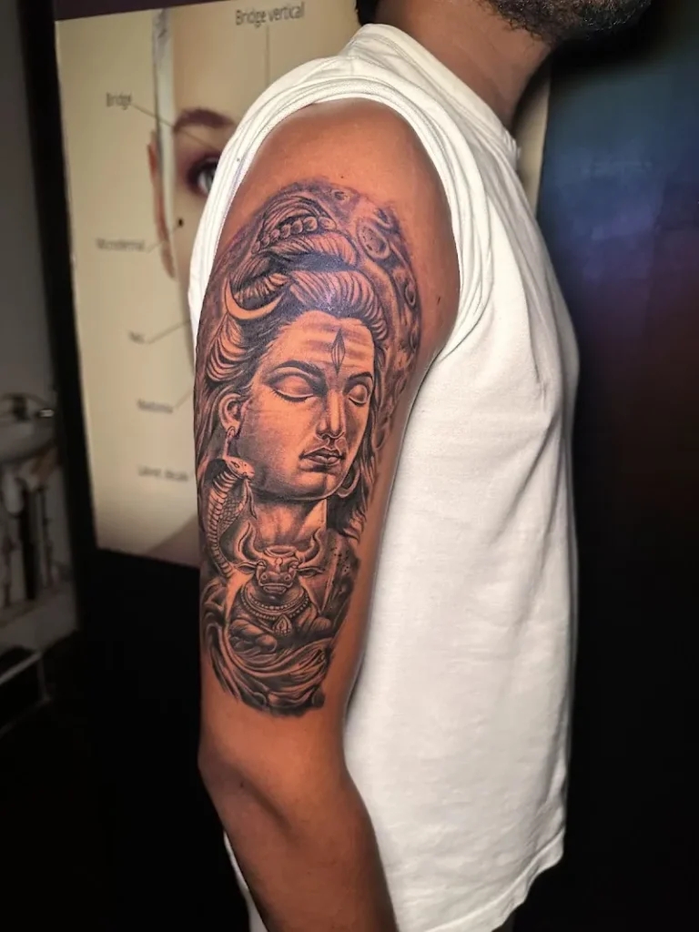 Taktser Tattoo  piercing 9 768x1024
