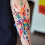 Tatouage aquarelle abstrait couleurs