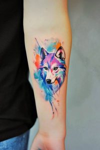 Tatouage aquarelle animal