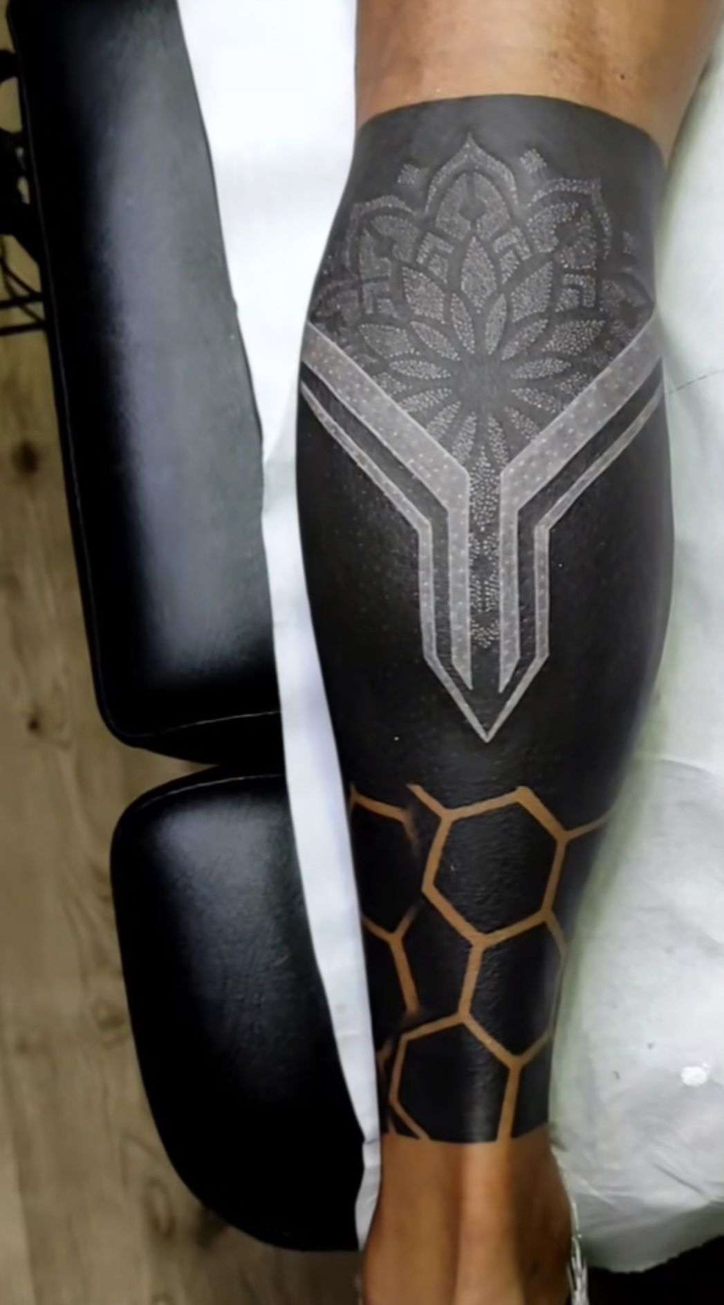 Tatouage blackout 2
