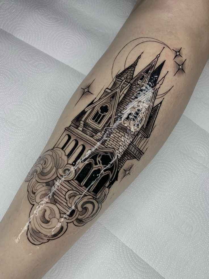 Tatouage château médiéval bras_2