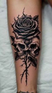 Tatouage gothique tete de more rose_6_11zon