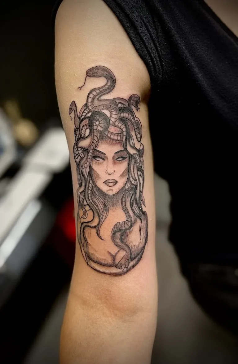 Tattoo rock cafe 2 768x1174