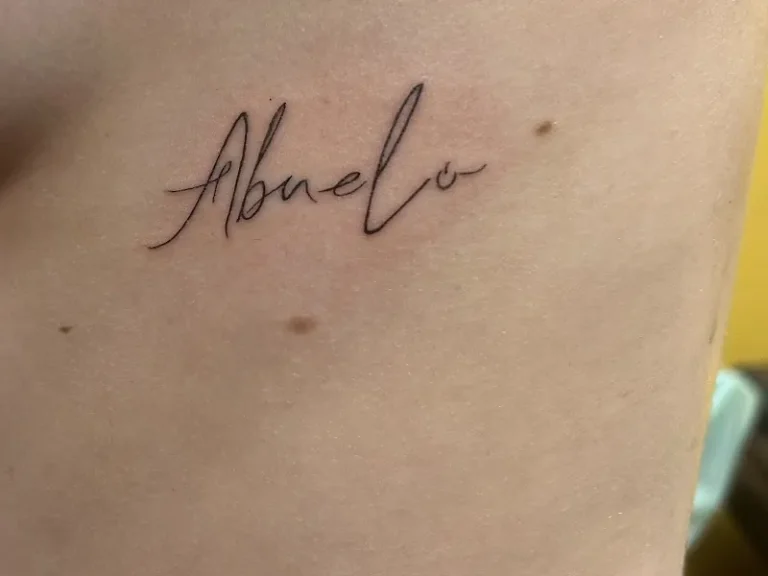Tattoo studio Les Troubadours 3 768x576