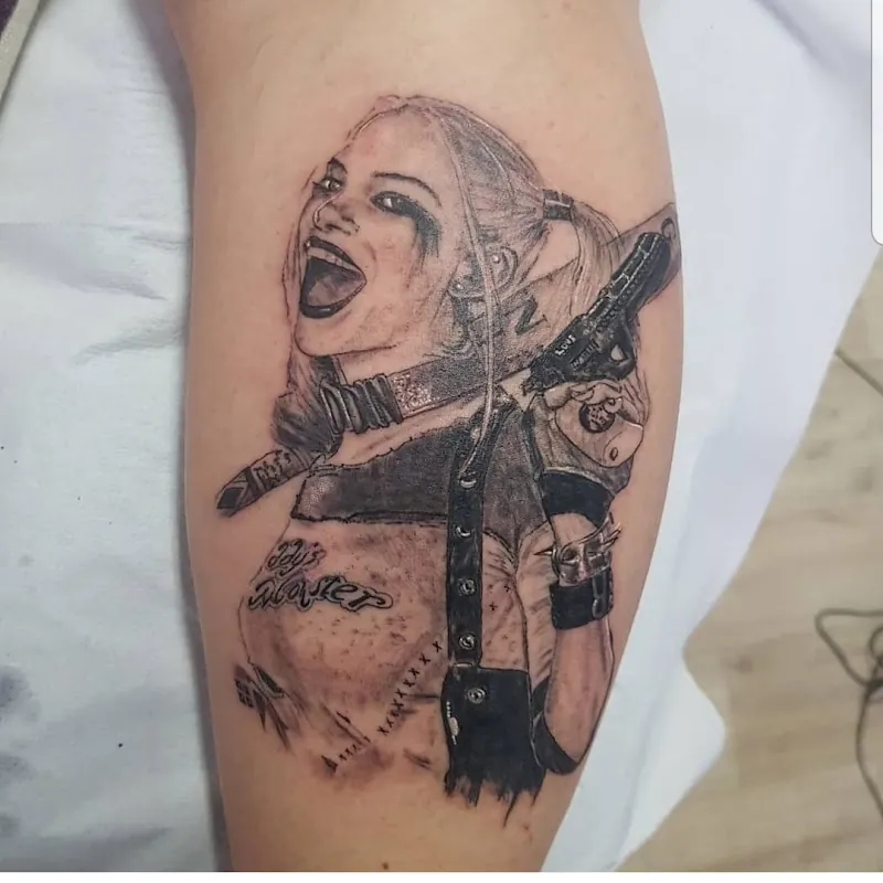 Galerie de tatouages 56 Totem & Tattoo