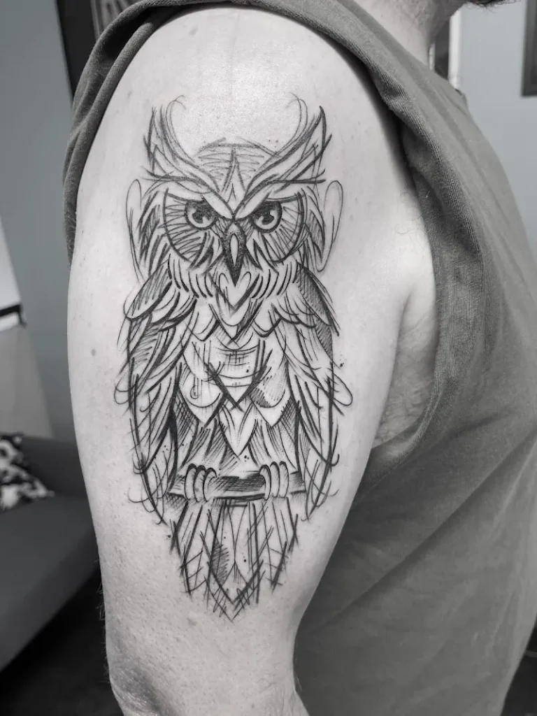 Valentin Blasterz   Stop Crying Tattoo Shop 9 768x1024
