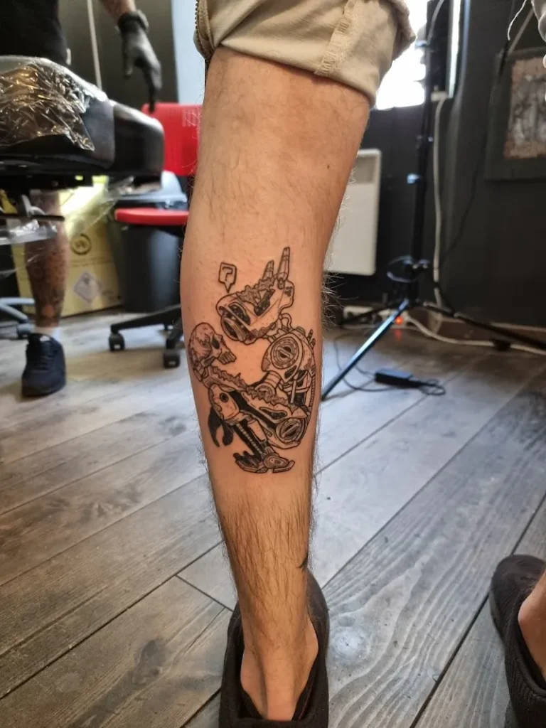 Vibes Tattoo Shop 8 768x1024