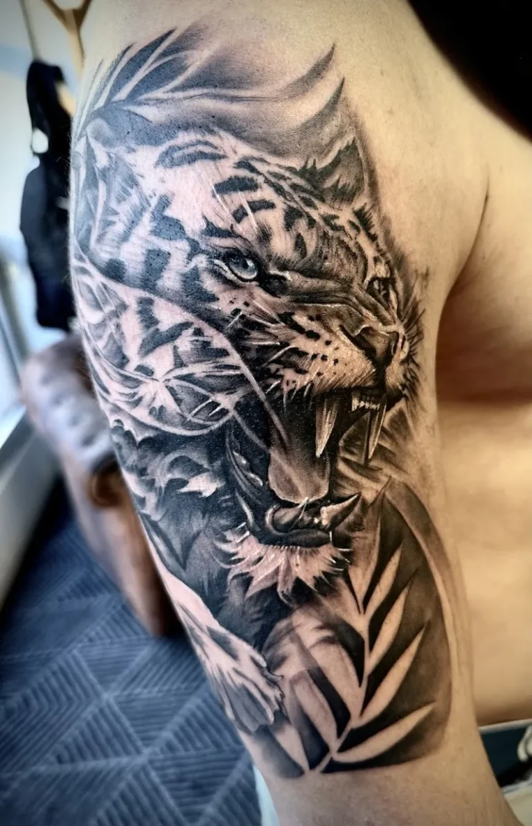 dr Brack Tattoo cannes 1 768x1192