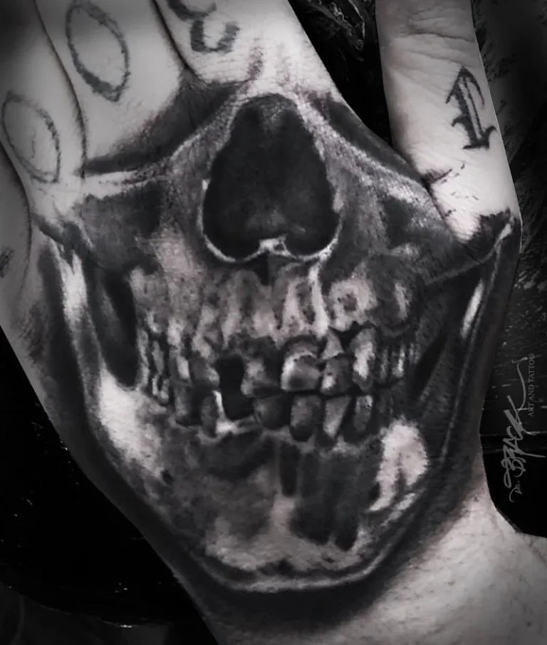dr Brack Tattoo cannes 3 768x905
