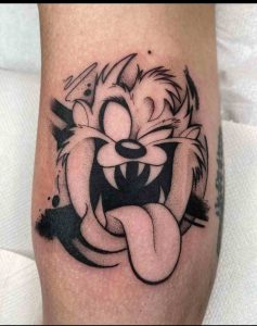 tattoo carton noir et blanc