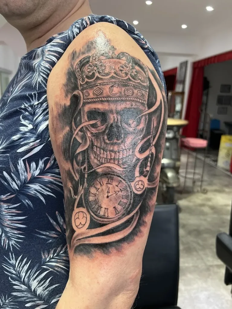 Art District Tattoo Premium Tattoo Shop Piercing 1 768x1024