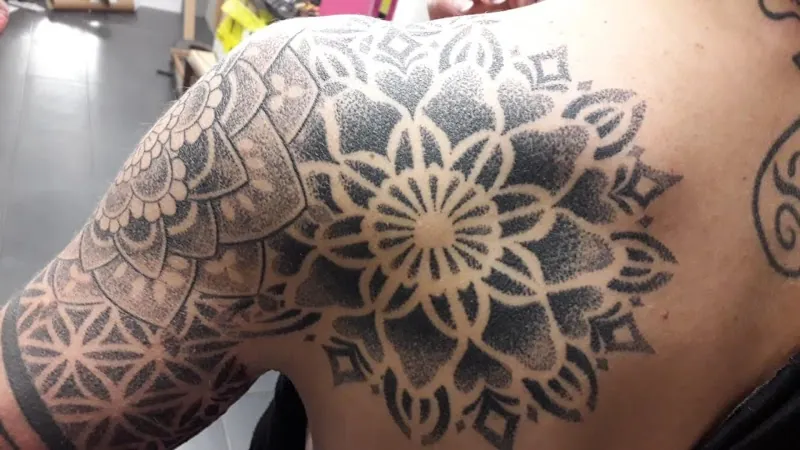 Galerie de tatouages 78 Artkaos Tattoo