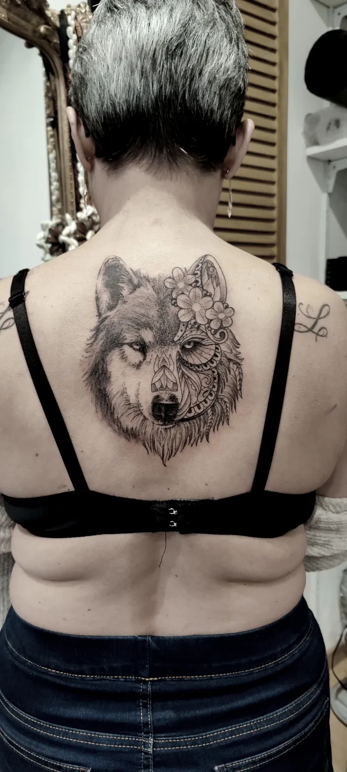 Galerie de tatouages 83 Balivernes Tatouage