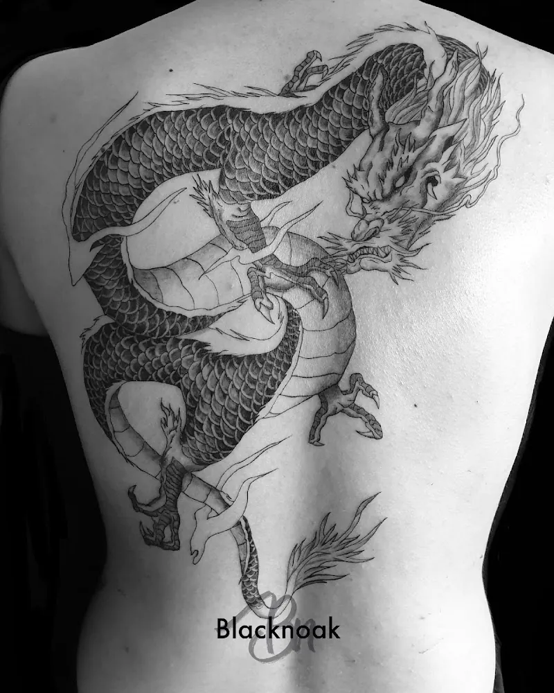 Galerie de tatouages 92 Blacknoak Tattoo