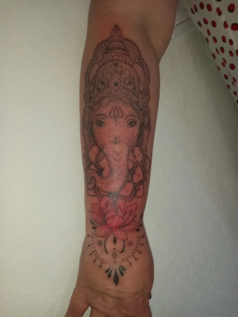Carmela Art Tattoo 8 768x1024