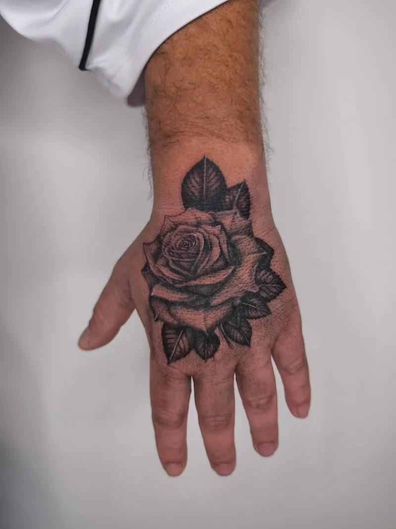 Galerie de tatouages 37 Circus Tattoo