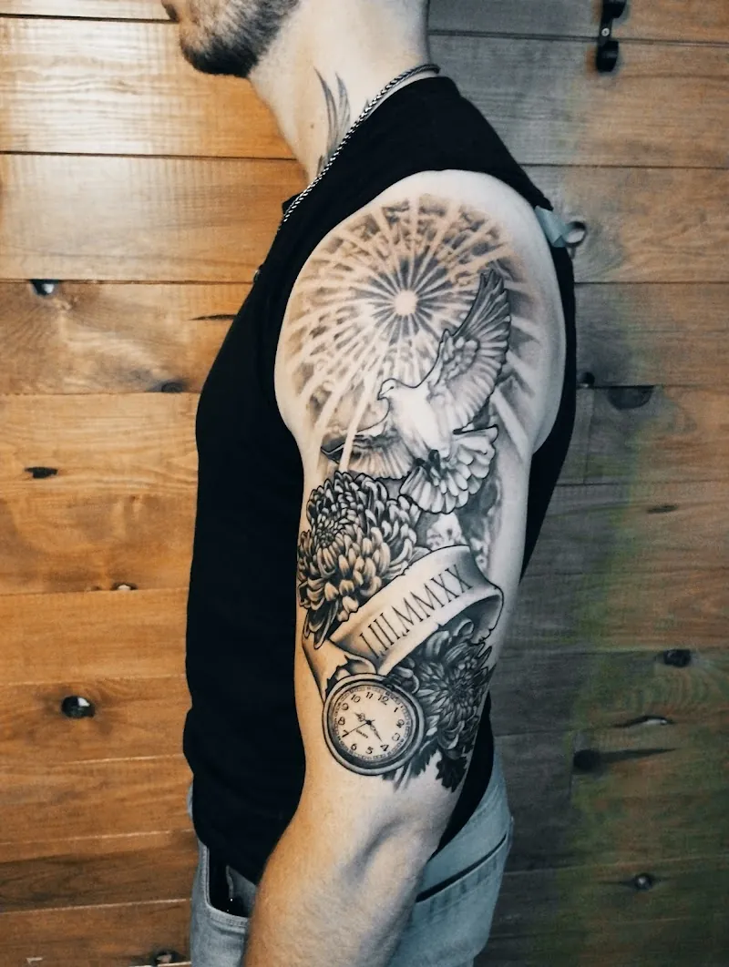 Galerie de tatouages 35 Circus Tattoo
