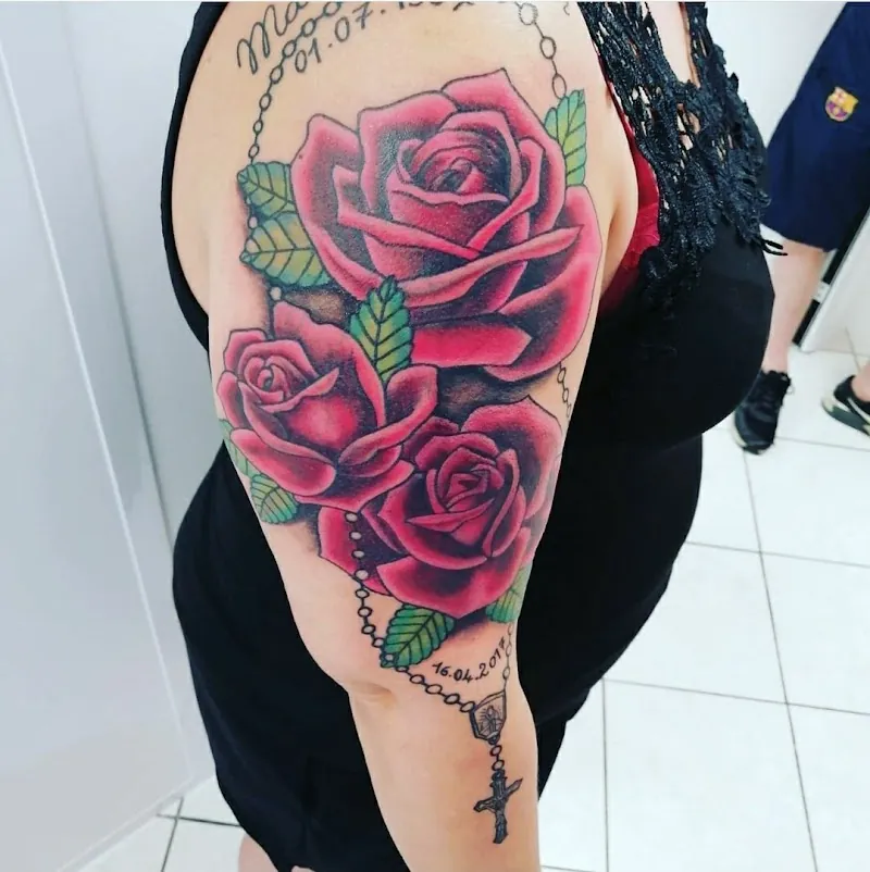 Galerie de tatouages 41 Good Omens Tattoo Shop