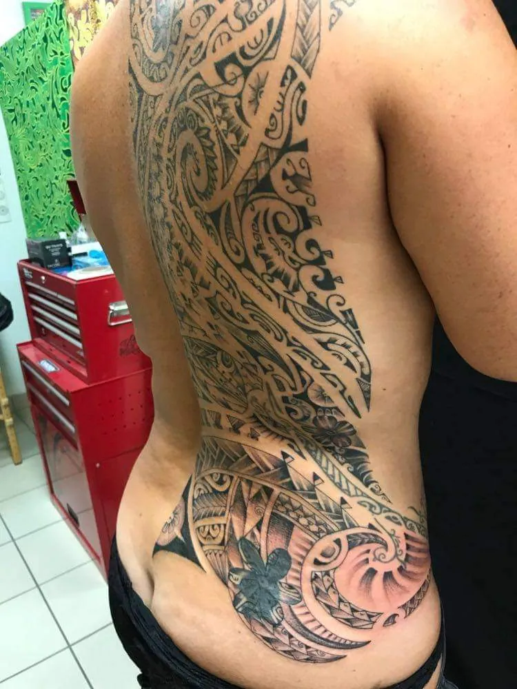 Galerie de tatouages 70 Hiroa Maohi Tatau