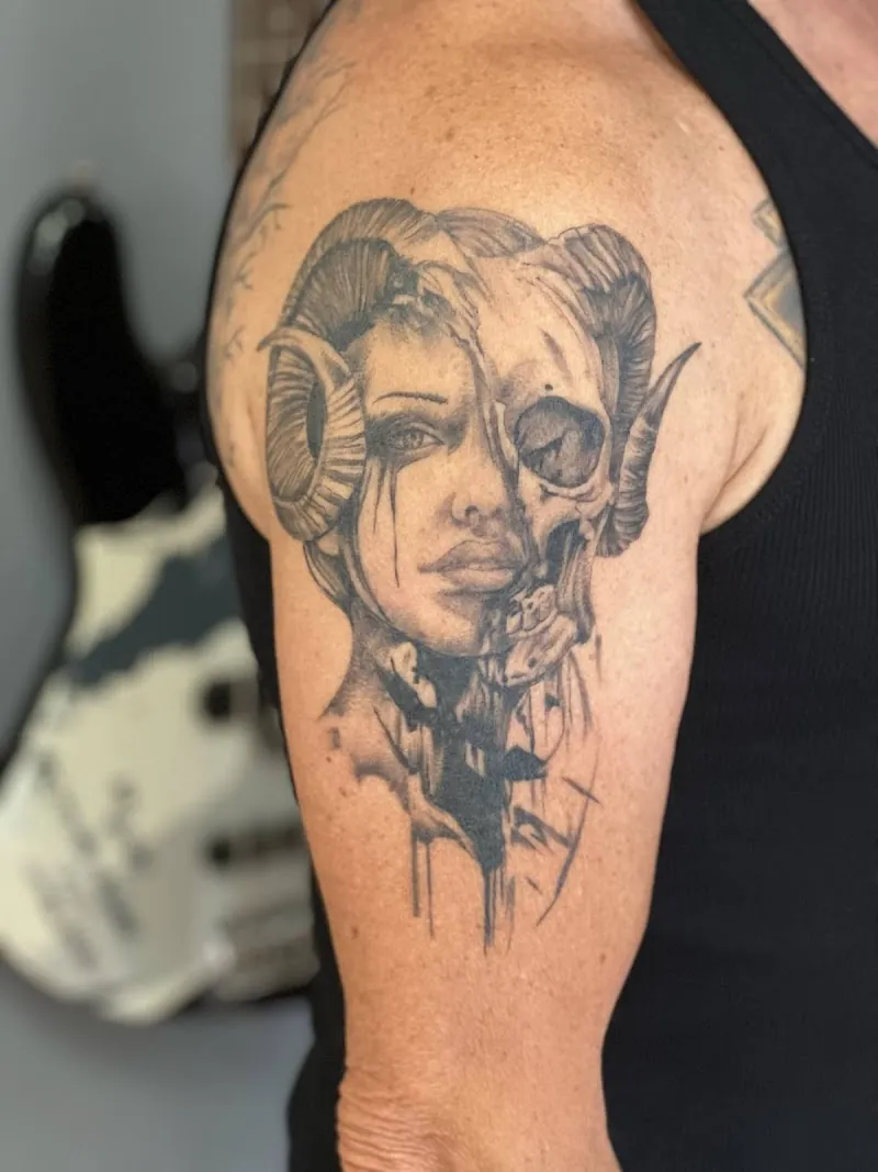 Galerie de tatouages 27 Histoire D'Encre
