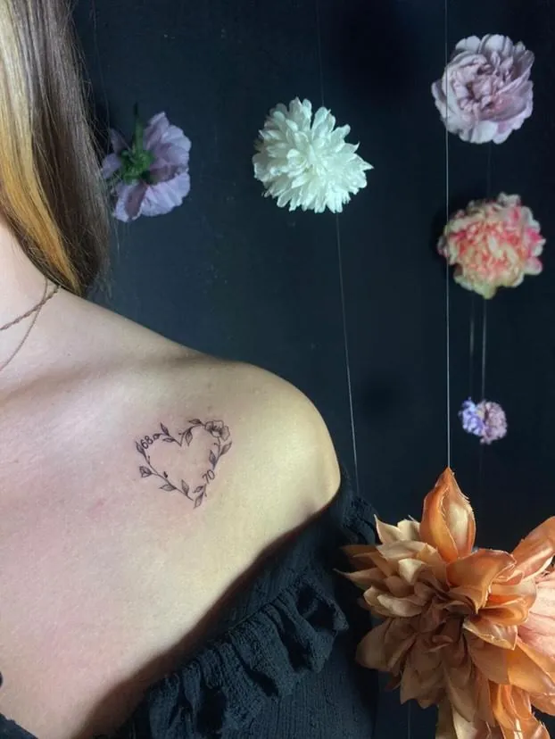 Galerie de tatouages 82 Jolie Piqûre
