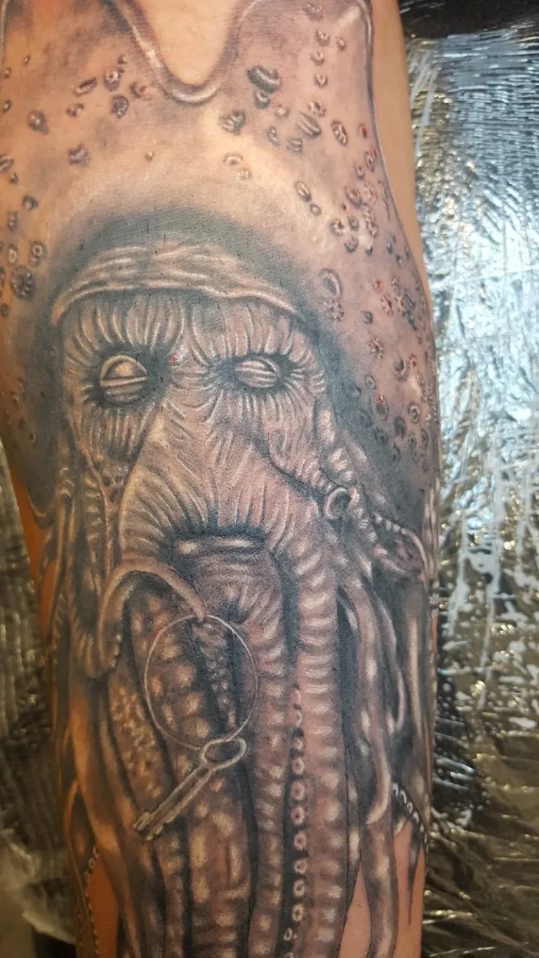 L K.tattoo 5 768x1365