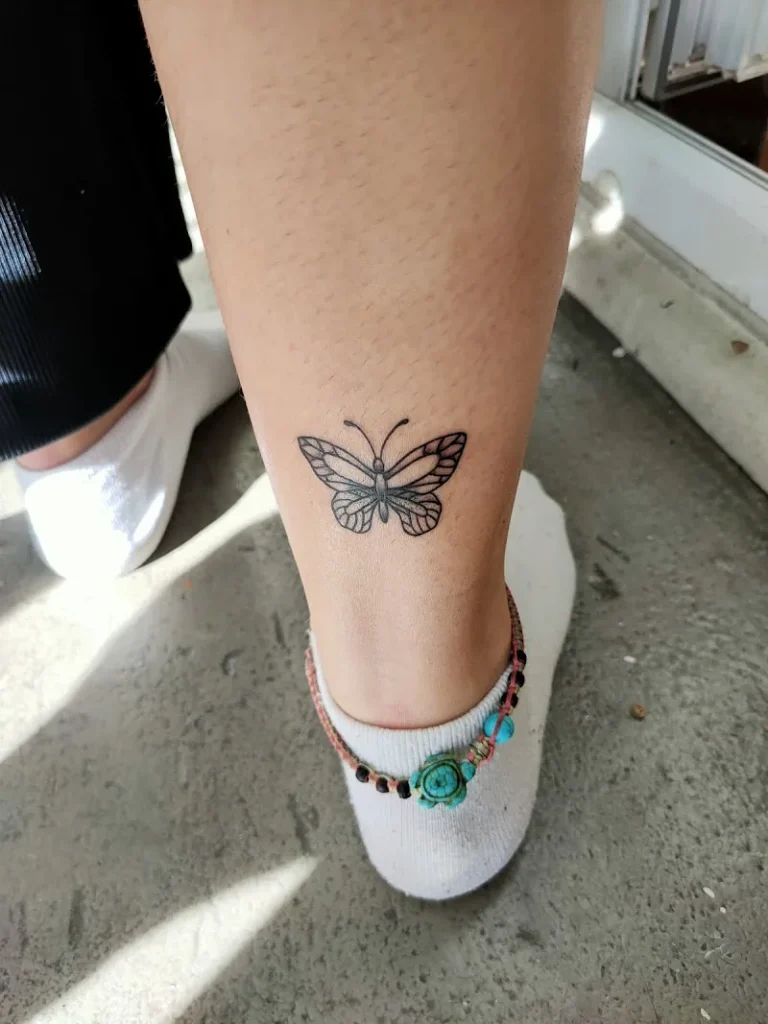 LYON TATTOO SHOP 9 768x1024