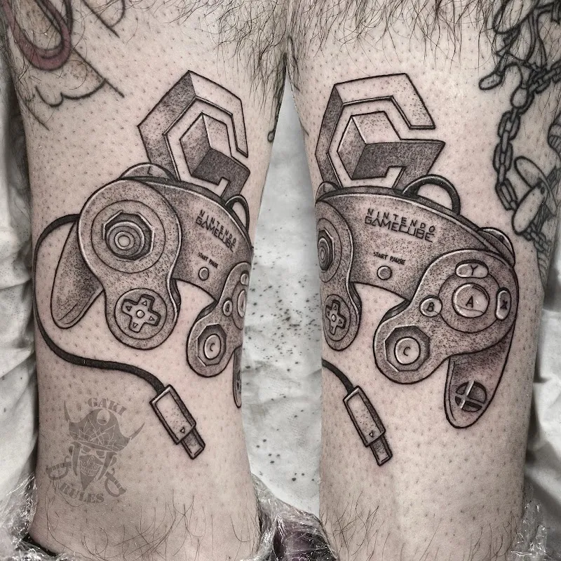 Galerie de tatouages 2 La Mutinerie