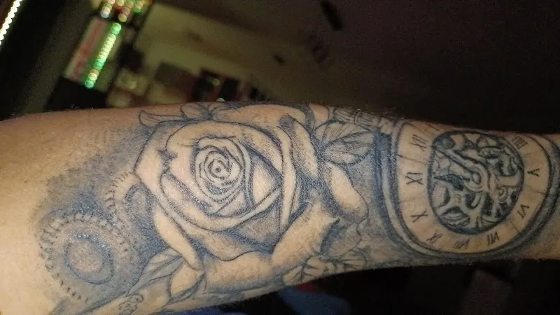 Galerie de tatouages 96 La Main Noire