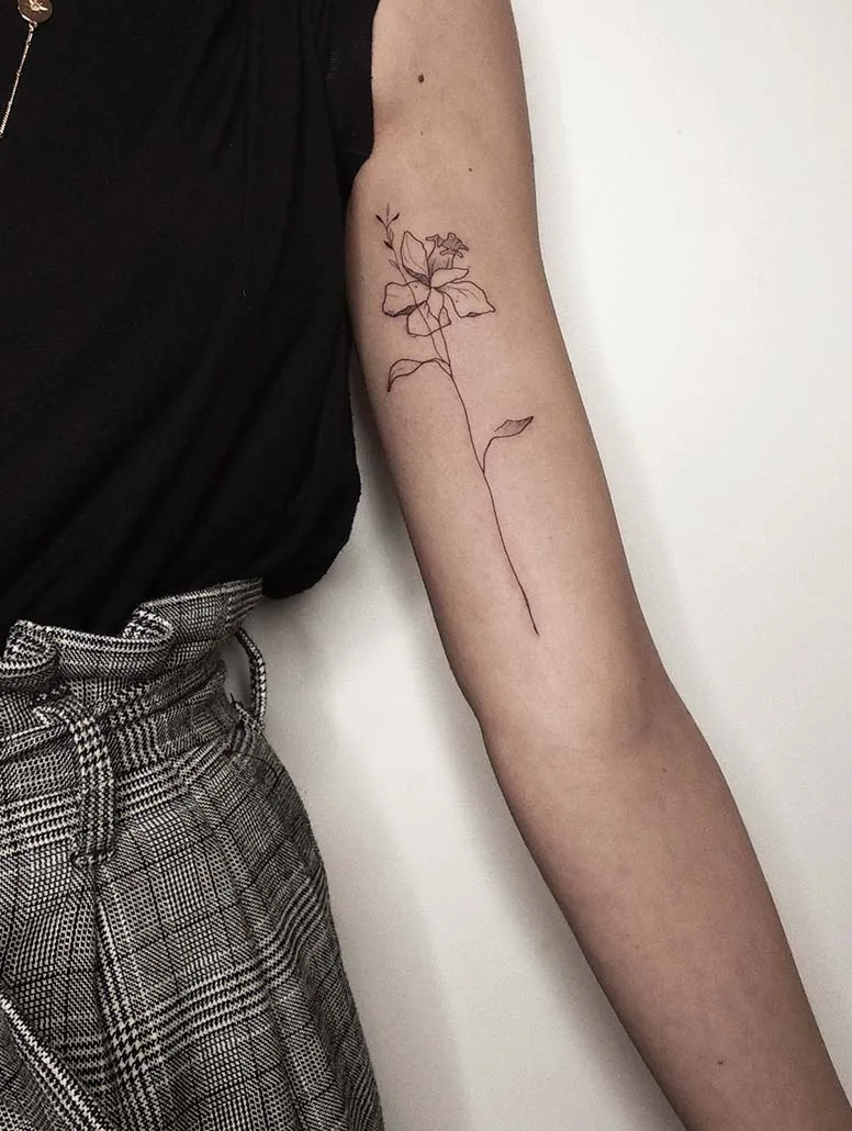 Galerie de tatouages 29 Noire De Ligne