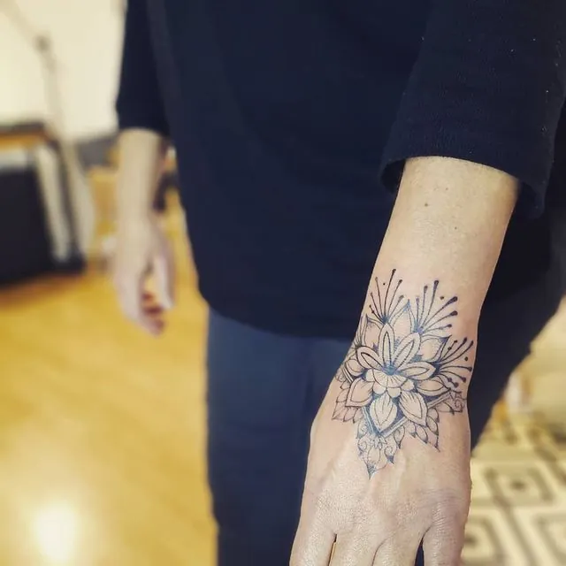Galerie de tatouages 97 Onirix Studio