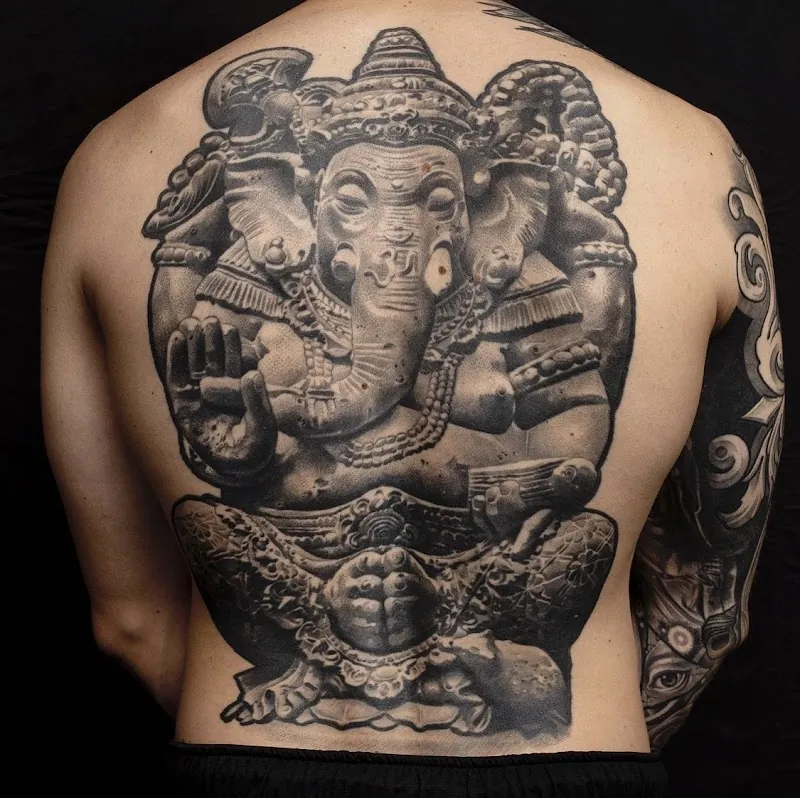 Galerie de tatouages 85 Studio The Hive