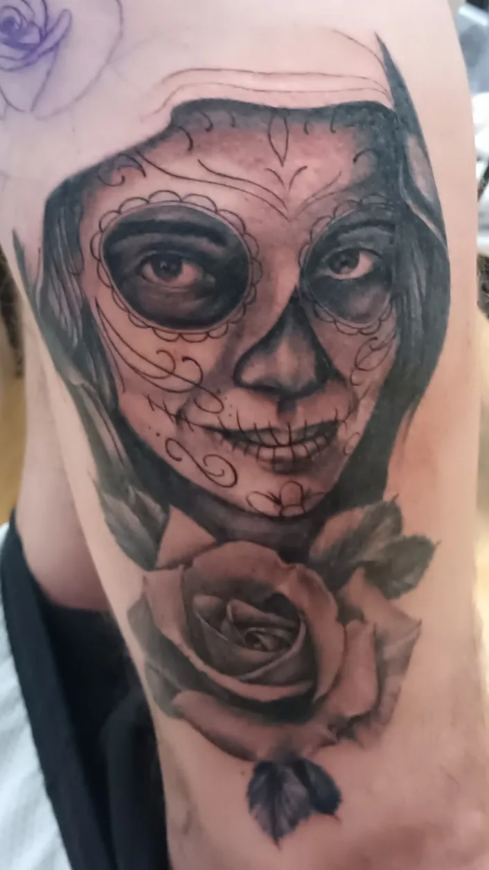 Galerie de tatouages 66 Under My Skin
