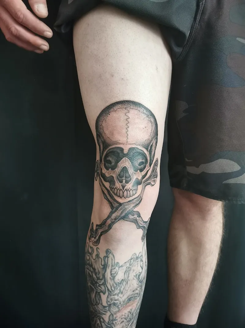 Galerie de tatouages 92 Versus Tatouage
