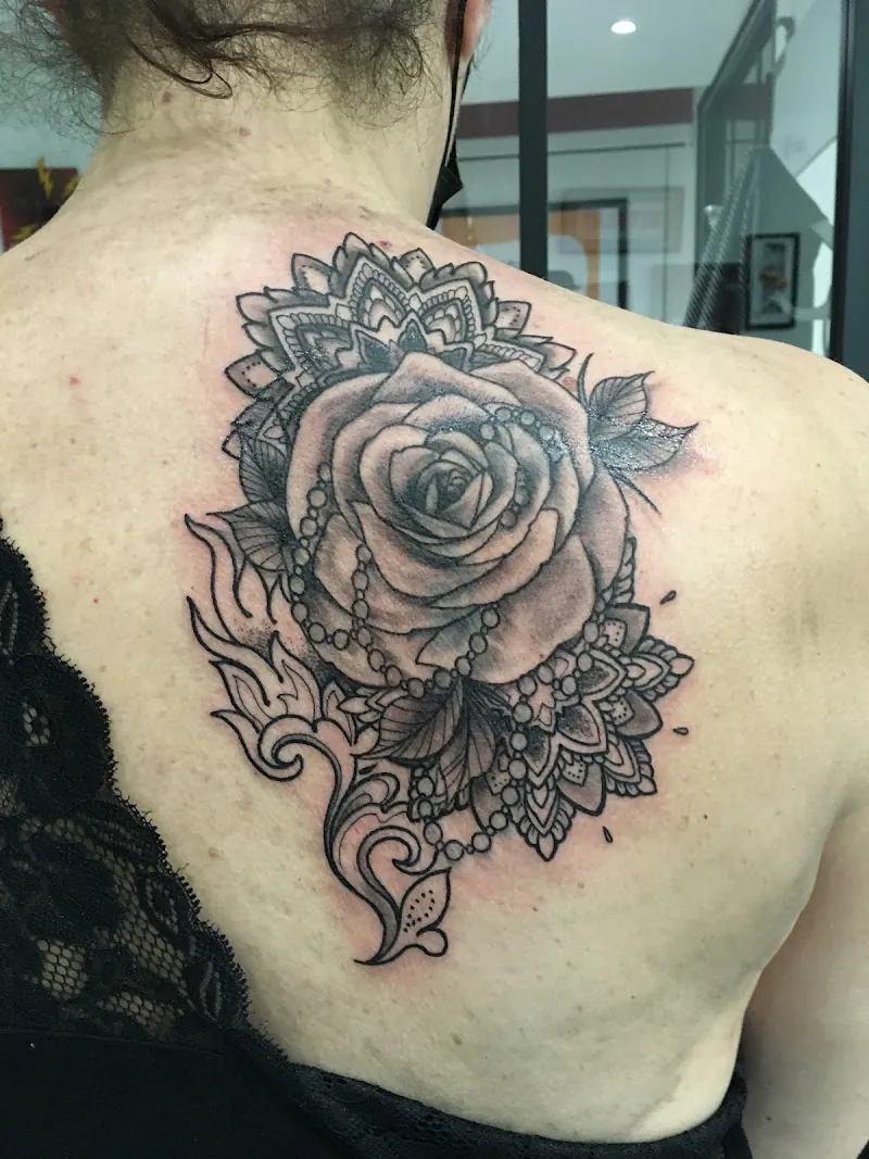 Galerie de tatouages 58 Yfic Tatouages