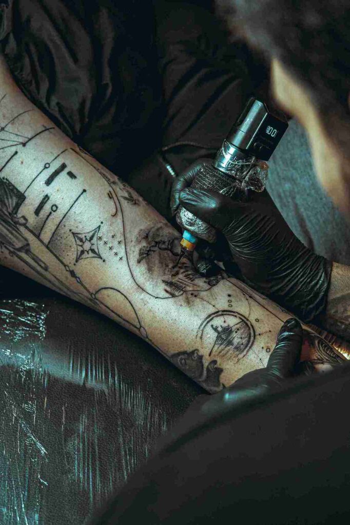 Effacer ou recouvrir un tatouage : laser vs cover-up, que choisir ? 1 effacement tatouage laser effacer tatouage laser,cover up tatouage,recouvrir tatouage,enlever tatouage,effacer un tatouage